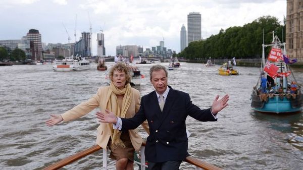 Westministenders: Hey Hey we're the Monkies.