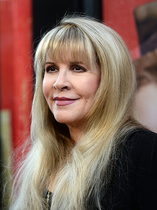 I wish i could afford Stevie Nicks' plastic surgeon