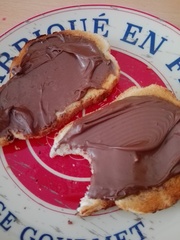 Want to test JimJams 83% Less Sugar Hazelnut Chocolate Spread? £300 voucher to be won for feedback NOW CLOSED