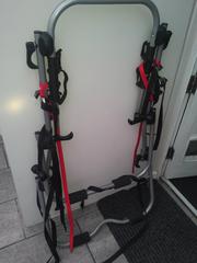 Does anyone know what sort of bike carrier this is or how to fit it?