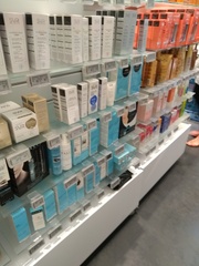 Fantastic Skincare: Skin (almost) sorted- decent fucking summer fucking clothes would be fucking nice. Don't ask us about our hair 🐌