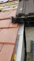 Best way to fix my roofing problem? (pics)
