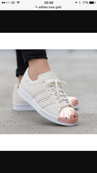 Cleaning white trainers