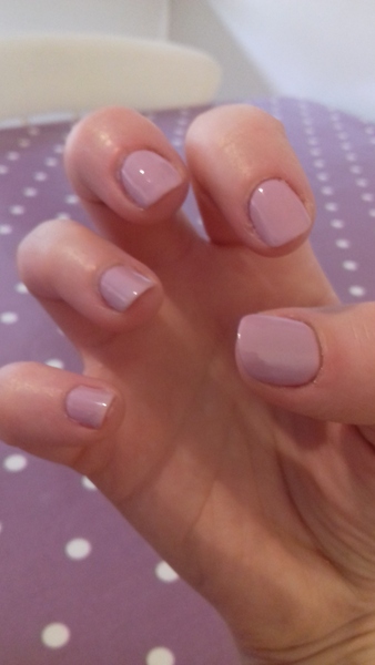 Anyone do their own gel nails/Shellac or similar?