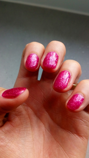 Can I see your nails?