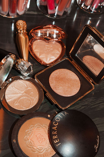 🐌 Fantastic Skincare: Hot Snails, Summer in the City - Now with added shelf porn!