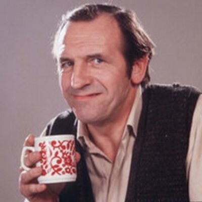 Come all ye Safe Crackers  - AIBU to move without opening it?