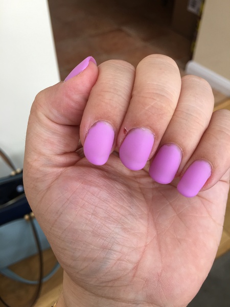 Anyone do their own gel nails/Shellac or similar?