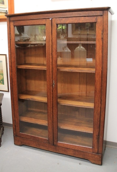 What linen cupboards do you have?