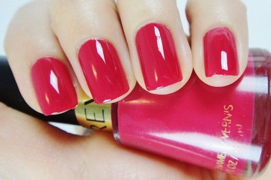 Can anyone suggest a nail polish this colour? (Pic included)