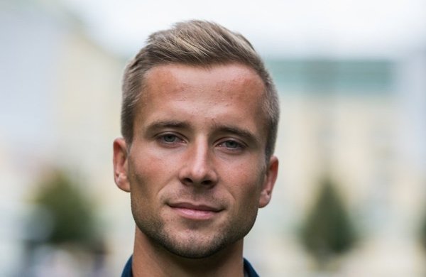 Swagger Inn 148 - Wenches do (musketeers) and Wimbledon - it's all about the grip and service action!