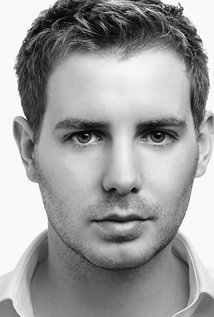 Swagger Inn 148 - Wenches do (musketeers) and Wimbledon - it's all about the grip and service action!