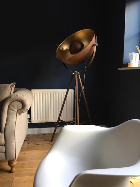 Does this wall colour work with the floor tiles (picture attached)