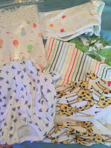 dd is only going to use gender neutral stuff for her dd?