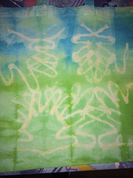 tie dying - negative space