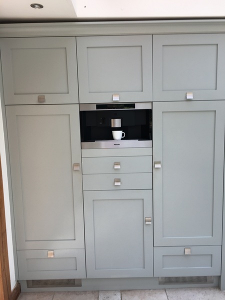 Integrated fridge freezers - what split 60/40 or 70/30 to line up with base cabinets?