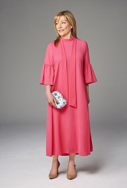 Evening wedding guest outfit