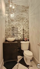 Does anyone have a dark dramatic bathroom?