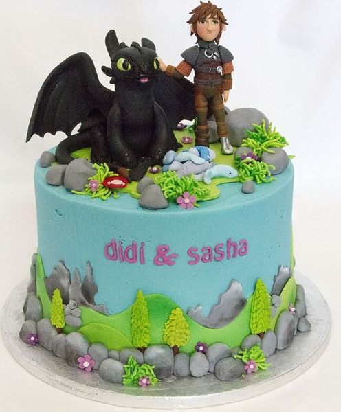 Baking experts help! Fondant icing colour question!