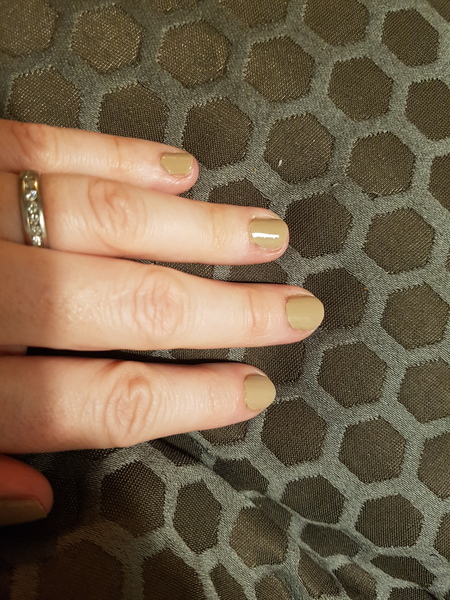 What colour are you wearing on your nails?