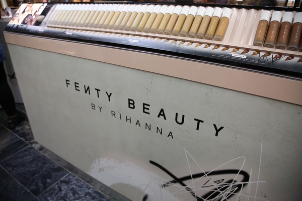 🐌 Fantastic Skincare: Hot Snails, Summer in the City - Now with added shelf porn!