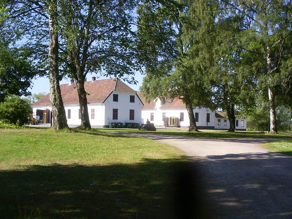 Swagger Inn 150: The one where the wenches do Strike (analysis) and that Santi Salvation thing.