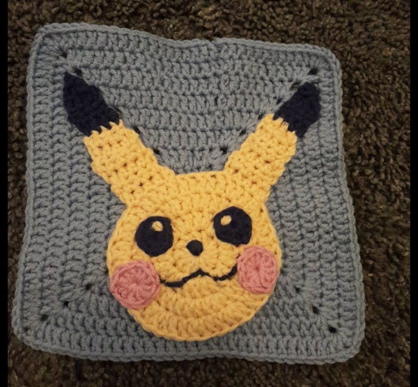 Woolly Hugs. Remembering Joseph, we are making a blanket for Trazzletoes and family, can you help?