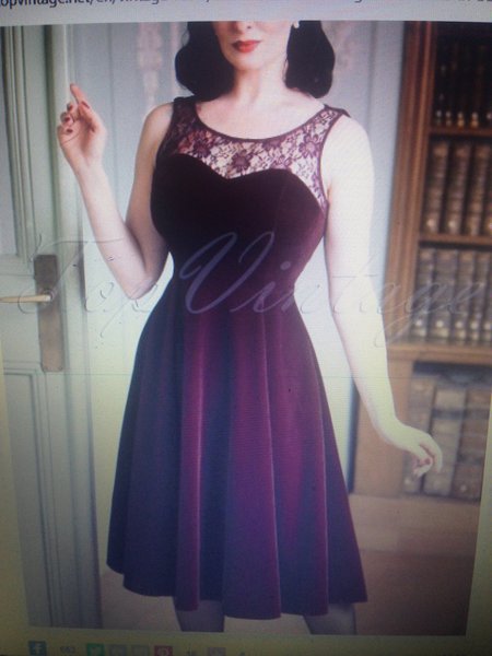 Is this dress suitable for an autumn wedding?