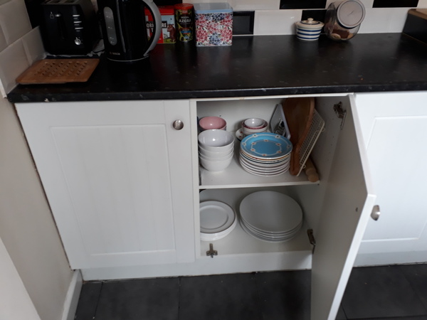 Help organise my tiny kitchen please!!