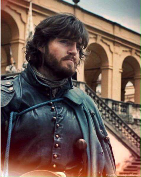 Swagger Inn 150: The one where the wenches do Strike (analysis) and that Santi Salvation thing.