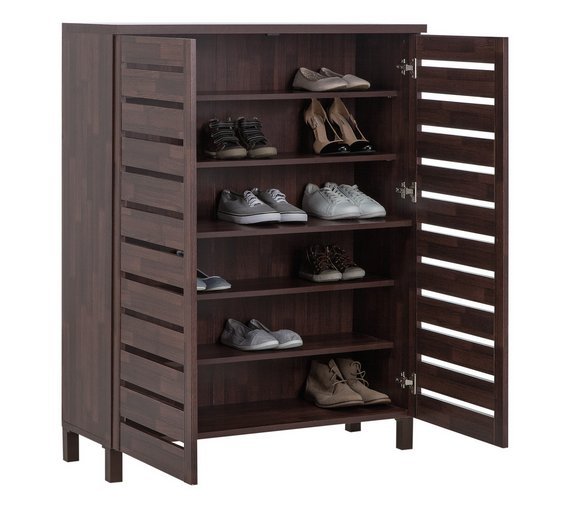 Aibu to leave shoes on a rack outside my apartment