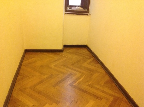Is herringbone flooring a current fashion/will it date?