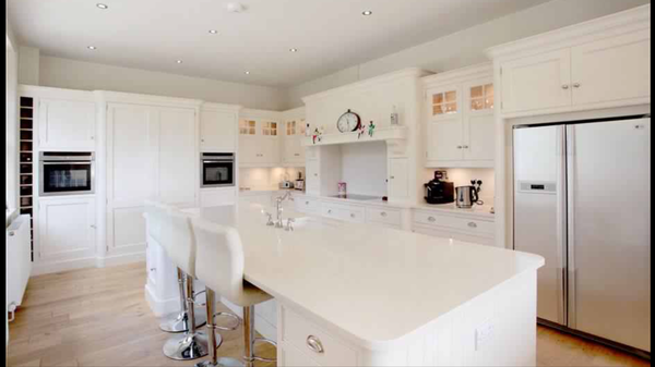 Painted kitchens- F&B or Johnstones?
