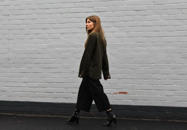 Cropped wide leg trews and footwear. Help!