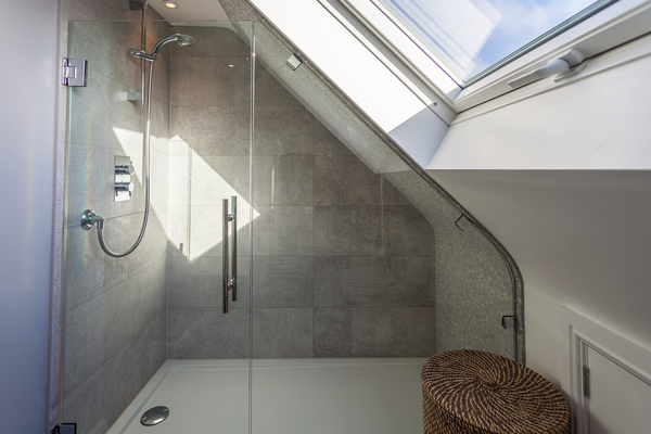 Anyone have a shower under a sloping ceiling?