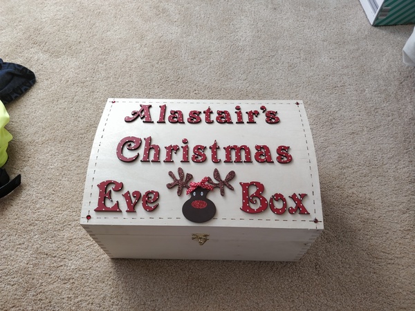 We're rocking around the Christmas tree, waiting for Santa to come to town. It's countdown to Christmas thread 4!!