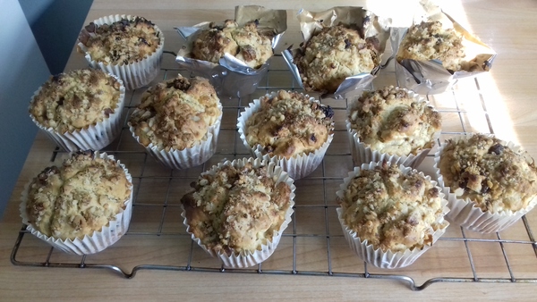 Frugaleering, cakes and baby talk