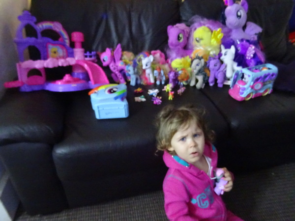 Watch the new My Little Pony: The Movie Trailer with your child and share your feedback - chance to win £300 NOW CLOSED