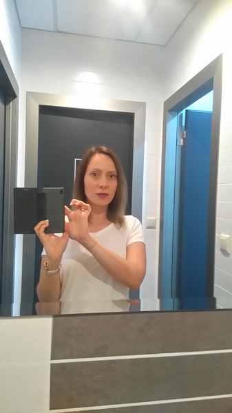 Honest opinions about my hair colour (and how old I look btw)