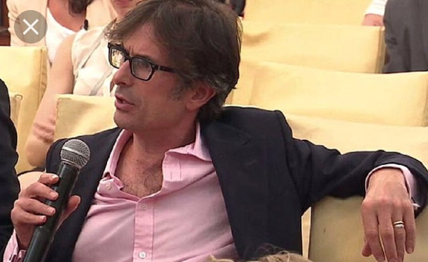 To think Macron is sexy and he knows it?