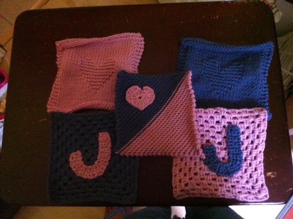 Woolly Hugs. Remembering Joseph, we are making a blanket for Trazzletoes and family, can you help?