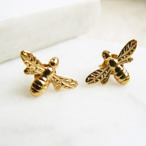Interesting gold earrings?