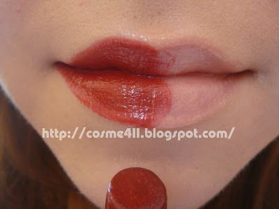 Earthy red lipstick