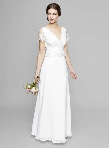 Help needed with a wedding dress
