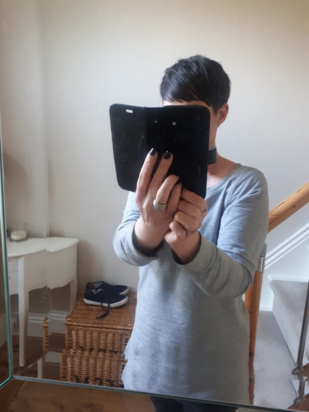 Show me your pixie cuts...