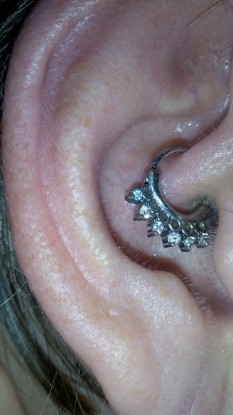 Daith piercing