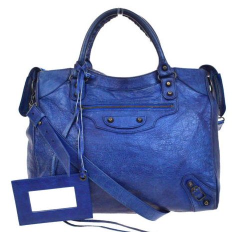 Is this a bag colour that will work for everything?