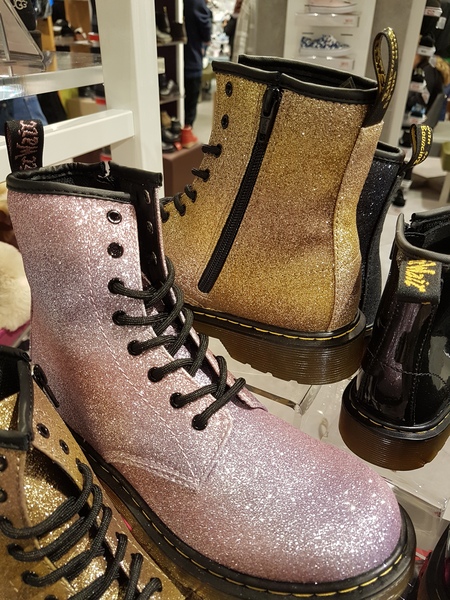 Doc Marten wearers, come gather and talk to me...