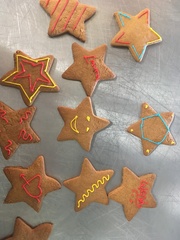 GBBO final discussion this way!