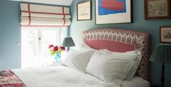 Small double bed with traditional look